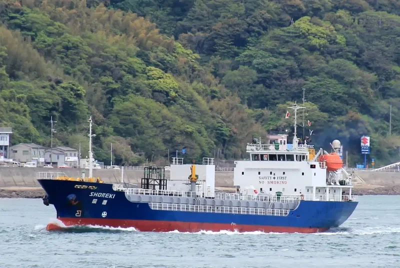 SHOREKI Tanker IMO 9257486 photo 4
