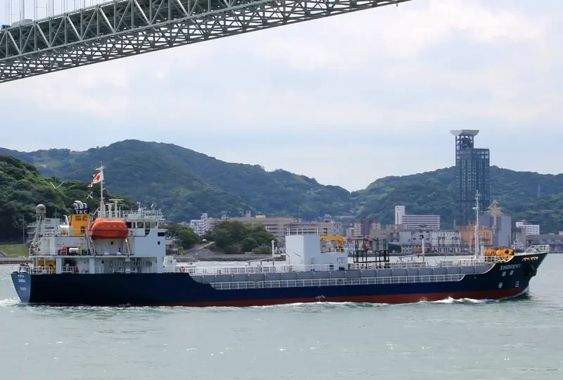 SHOREKI Tanker IMO 9257486 photo 6