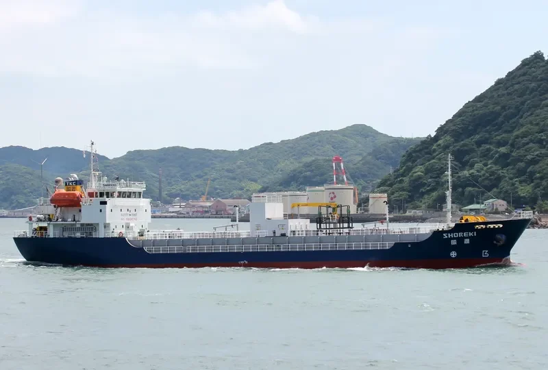 SHOREKI Tanker IMO 9257486 photo 7