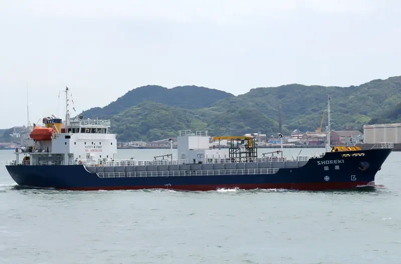 SHOREKI Tanker IMO 9257486 photo 8