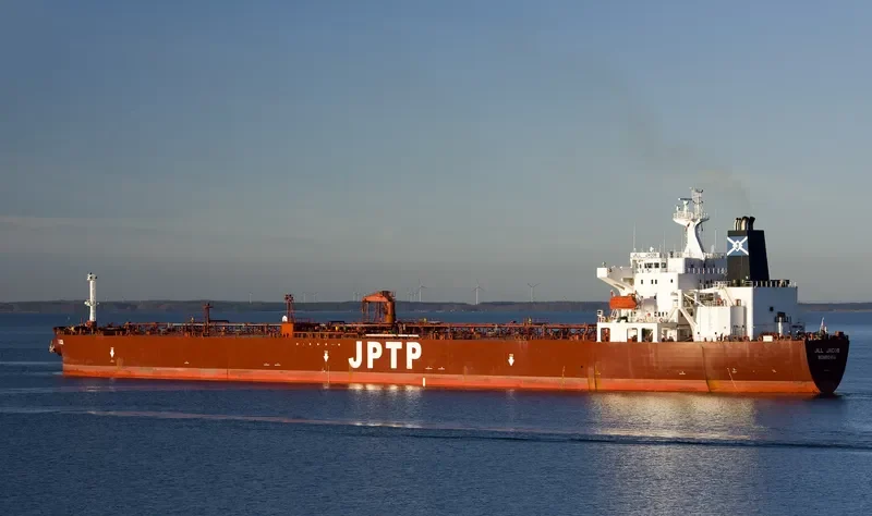 PRESTIGIOUS Tanker IMO 9257498 photo 9