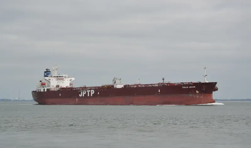 SEA BREEZE Tanker IMO 9257503 photo 5