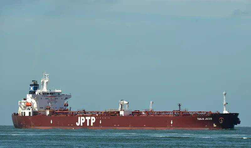 SEA BREEZE Tanker IMO 9257503 photo 7