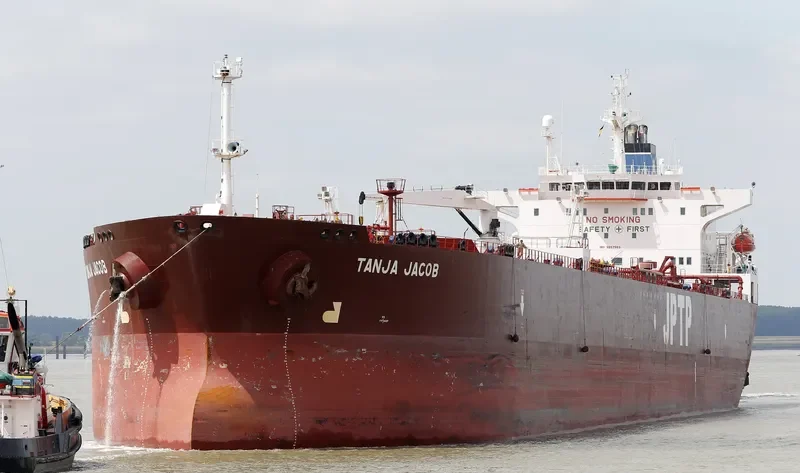SEA BREEZE Tanker IMO 9257503 photo 10