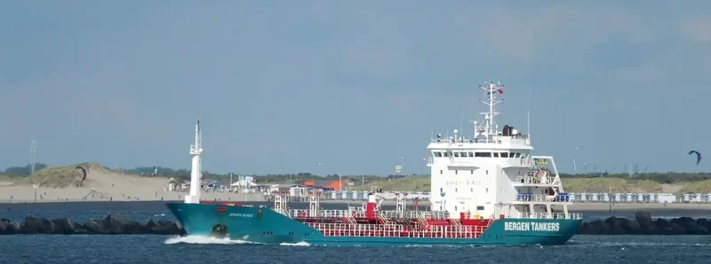 NORSEL Tanker IMO 9257591 photo 4
