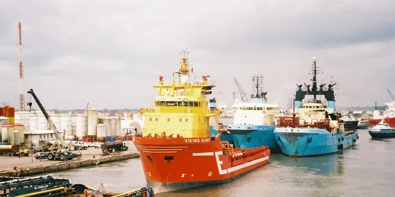 VIKING SURF Offshore Vessel IMO 9257606 photo 5