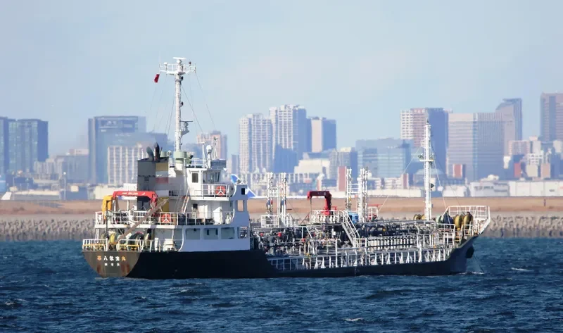 EIHO MARU NO.8 Tanker IMO 9257620 photo 4