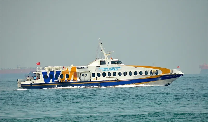 WAVEMASTER 3 Passenger Ship IMO 9257840 photo 7