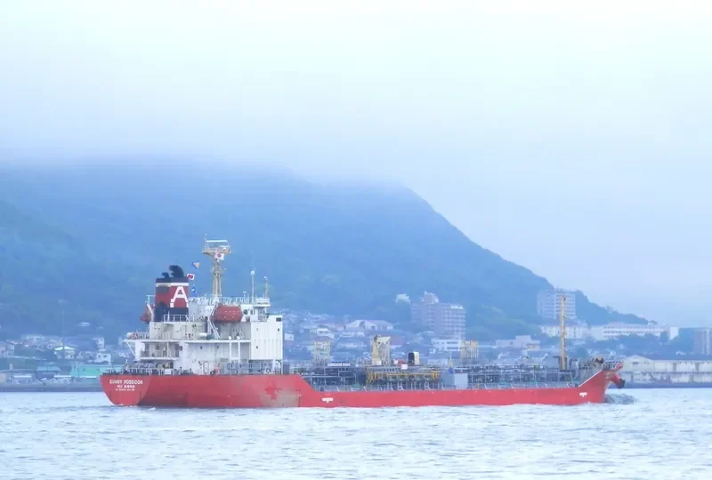 SUCCESS 9 Tanker IMO 9258131 photo 3