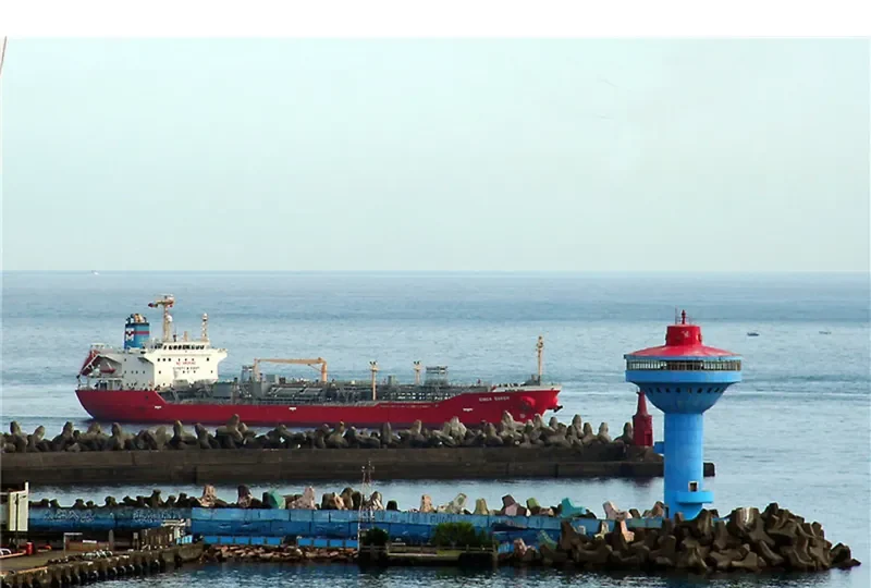 GINGA SAKER Tanker IMO 9258155 photo 5