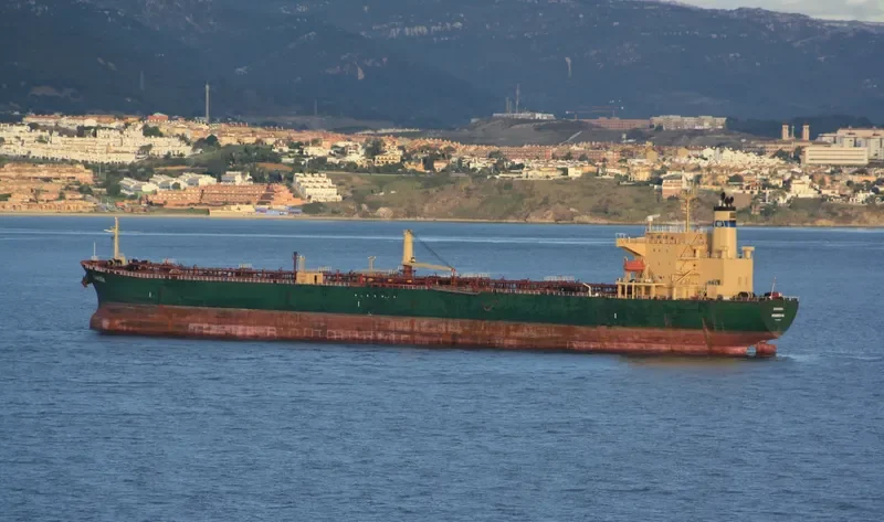DANUBIA Tanker IMO 9258466 photo 5