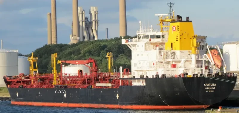 ALIMAS Tanker IMO 9258624 photo 3