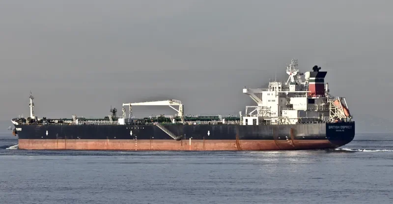 LEGEND Tanker IMO 9258882 photo 2
