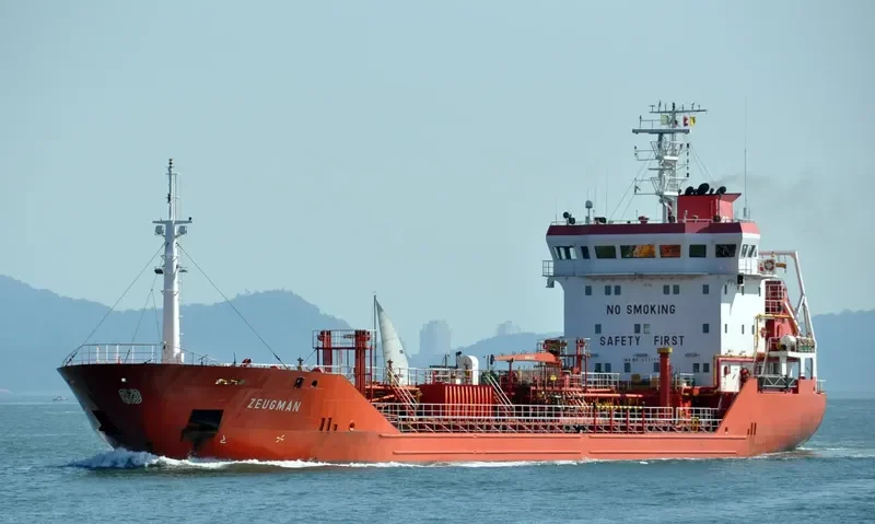 ZEUGMAN Tanker IMO 9259111 photo 8