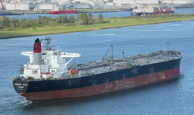 AFRAMAX RIVER Tanker IMO 9259173 photo 6