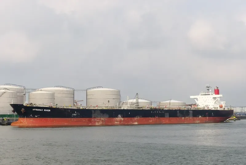 AFRAMAX RIVER Tanker IMO 9259173 photo 9