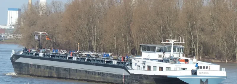 ICARUS Tanker IMO 9259240 photo 4