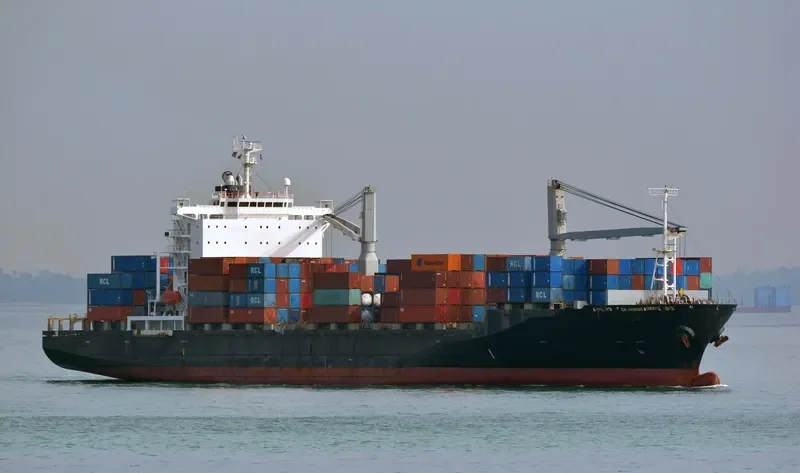 ELLA Container Ship IMO 9259379 photo 4