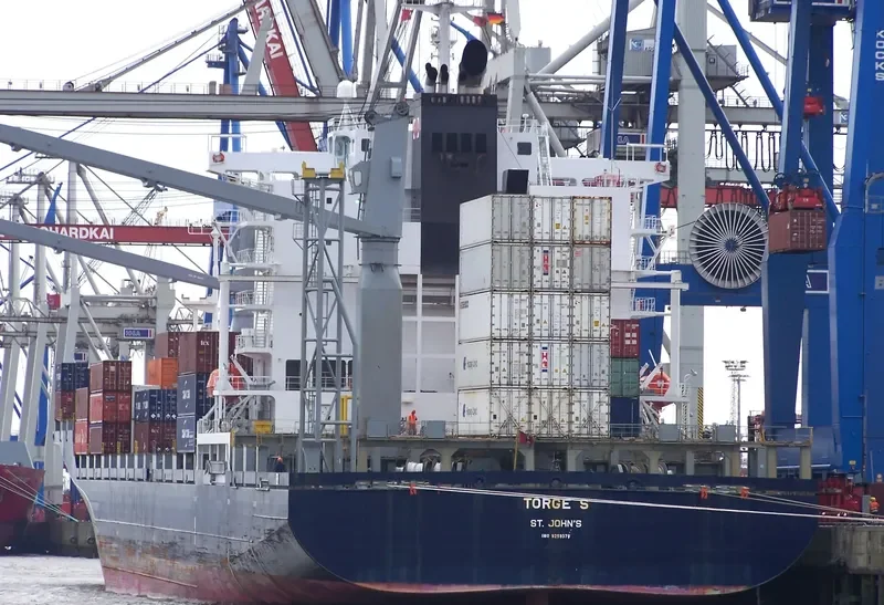 ELLA Container Ship IMO 9259379 photo 8