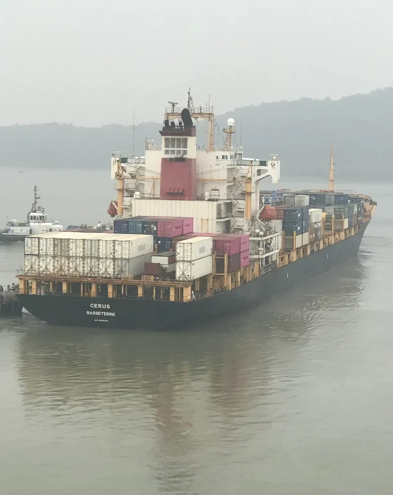 CERUS Container Ship IMO 9259408 photo 5