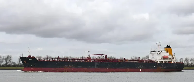 AZAHAR Tanker IMO 9259915 photo 4