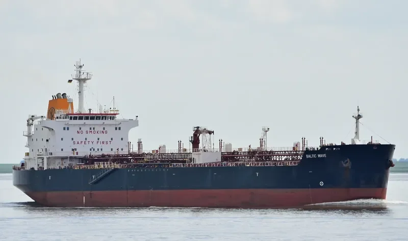 BALTIC WAVE Tanker IMO 9259991 photo 6