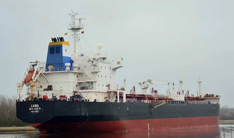 QUEEN PROTOCOL Tanker IMO 9260031 photo 8