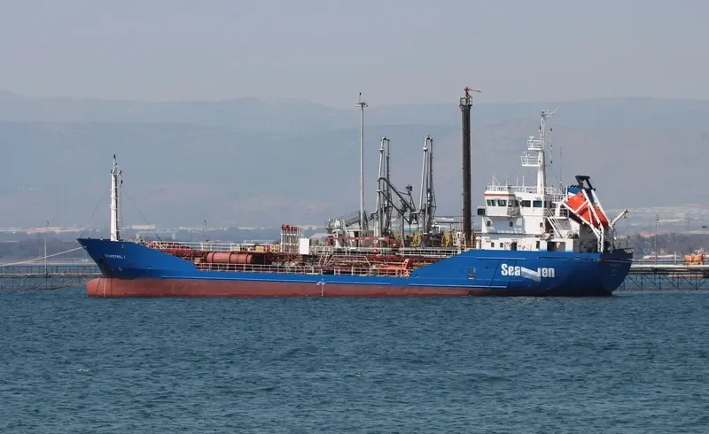 EVIAPETROL I Tanker IMO 9260392 photo 10