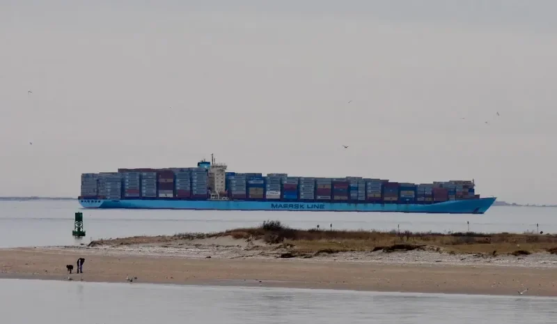AXEL MAERSK Container Ship IMO 9260419 photo 4