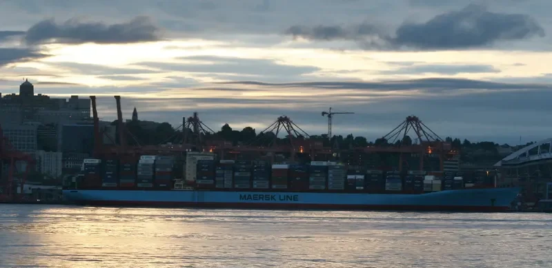 AXEL MAERSK Container Ship IMO 9260419 photo 10