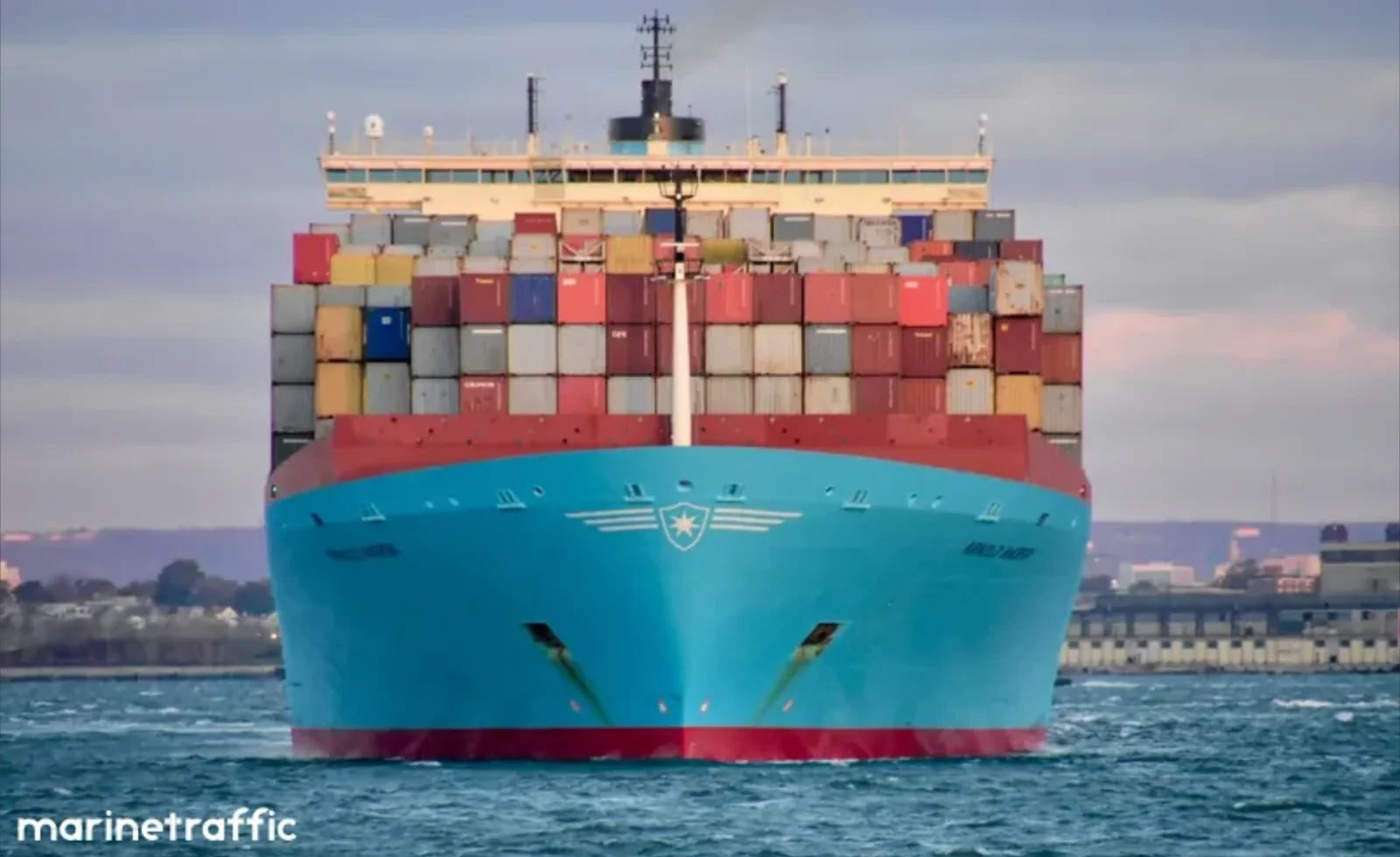 ARNOLD MAERSK Container Ship IMO 9260433 photo 2