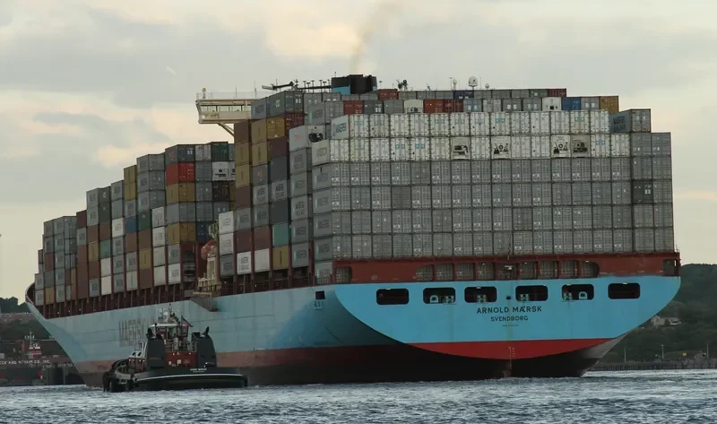 ARNOLD MAERSK Container Ship IMO 9260433 photo 13