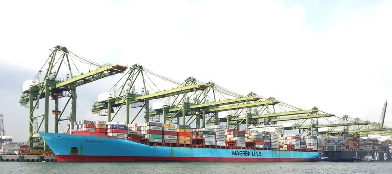 ARTHUR MAERSK Container Ship IMO 9260445 photo 8