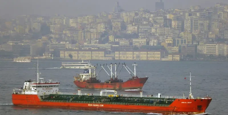 ARMADA LEADER Tanker IMO 9260483 photo 5