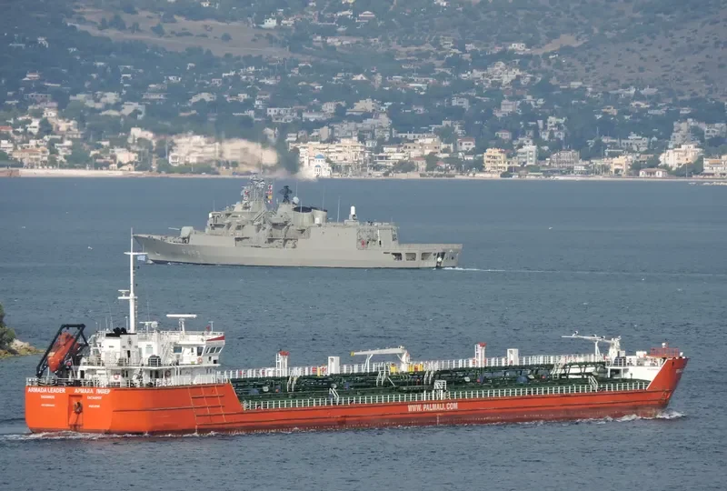 ARMADA LEADER Tanker IMO 9260483 photo 10