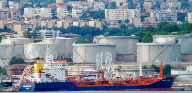 SANTA LUCIA Tanker IMO 9260500 photo 6