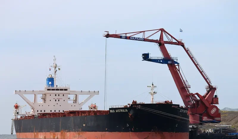NEW LEONIDAS Bulk Carrier IMO 9260641 photo 9
