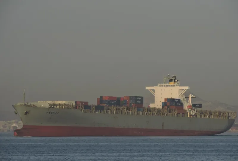 PORTO GERMENO Container Ship IMO 9260902 photo 4