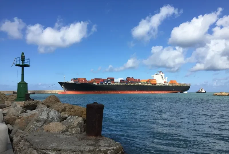VENETIKO Container Ship IMO 9260914 photo 2