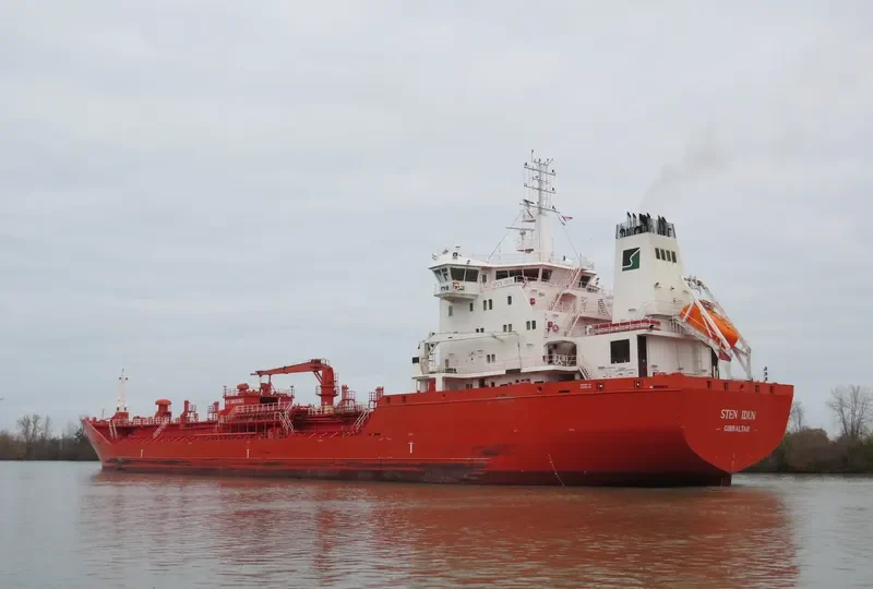 STEN IDUN Tanker IMO 9261102 photo 2