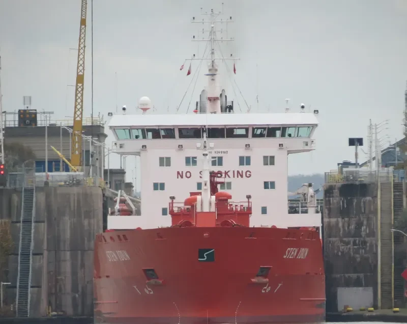 STEN IDUN Tanker IMO 9261102 photo 3