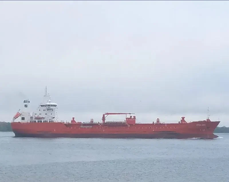 STEN IDUN Tanker IMO 9261102 photo 6