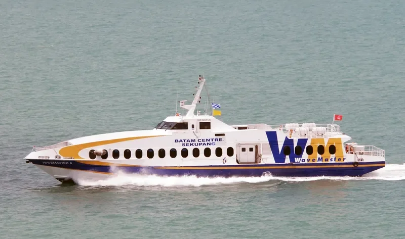 WAVEMASTER 6 Passenger Ship IMO 9261126 photo 2