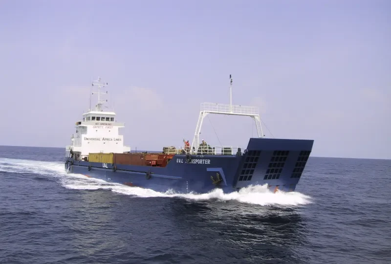 LINDA D Tanker IMO 9261164 photo 4