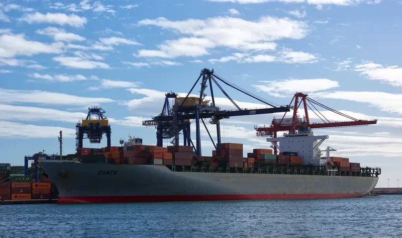 PORTO KAGIO Container Ship IMO 9261451 photo 6