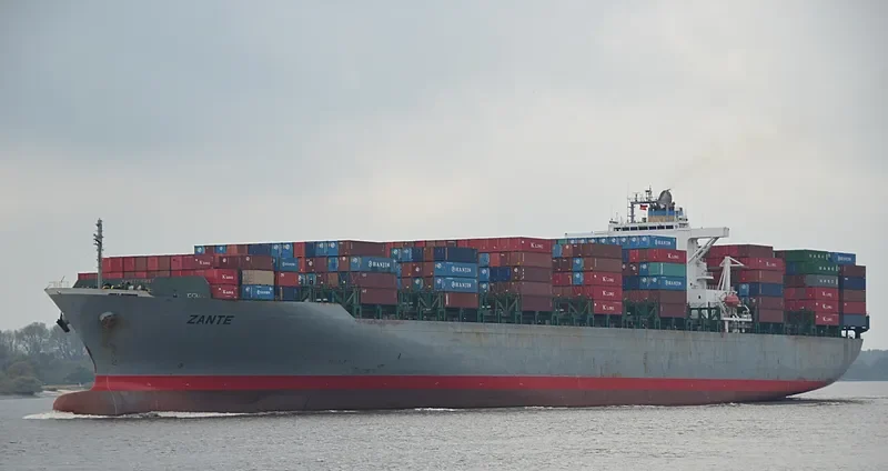 PORTO KAGIO Container Ship IMO 9261451 photo 7