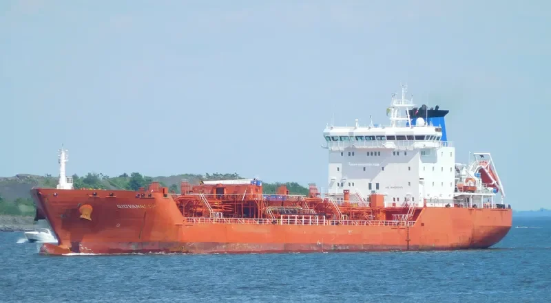 GIOVANNI DP Tanker IMO 9261516 photo 4