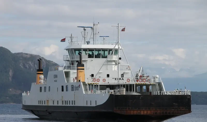 EIRA Ro-Ro IMO 9261621 photo 3