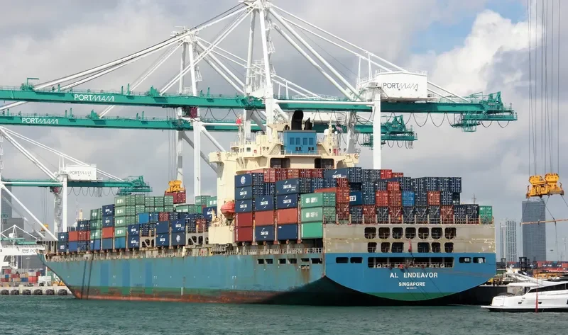 AL ENDEAVOR Container Ship IMO 9261724 photo 2