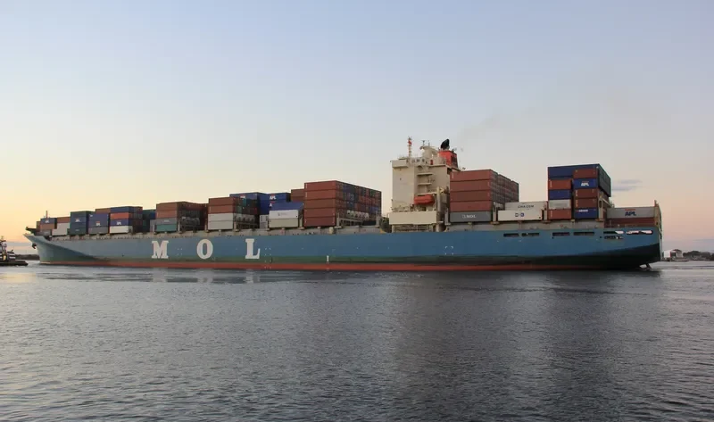 AL ENDEAVOR Container Ship IMO 9261724 photo 7